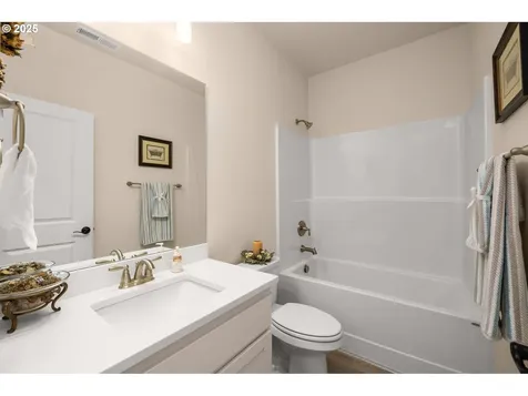9505 NE 109th Street Vancouver WA 98662