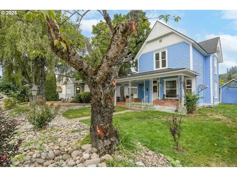601 S Water Street Silverton OR 97381