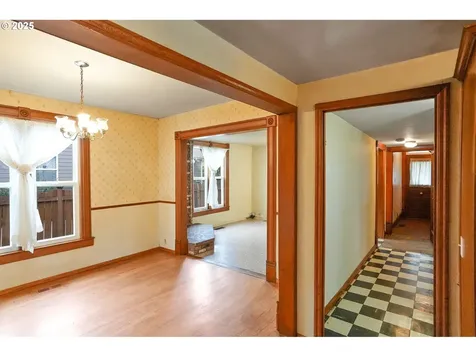 601 S Water Street Silverton OR 97381