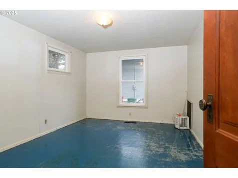 601 S Water Street Silverton OR 97381