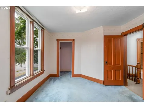 601 S Water Street Silverton OR 97381