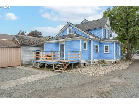 601 S Water Street Silverton OR 97381