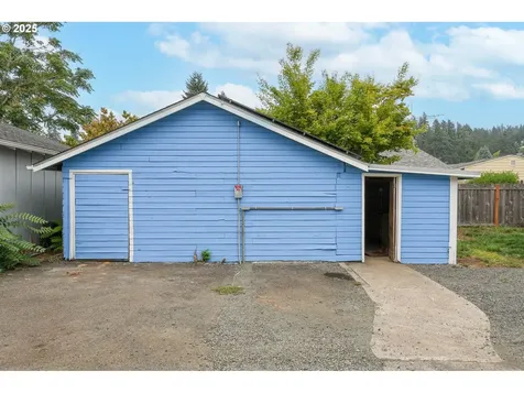601 S Water Street Silverton OR 97381