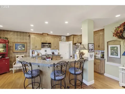 14609 NW Blackthorne Lane Portland OR 97229