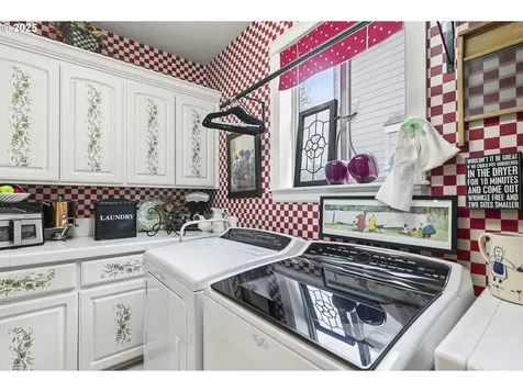 14609 NW Blackthorne Lane Portland OR 97229
