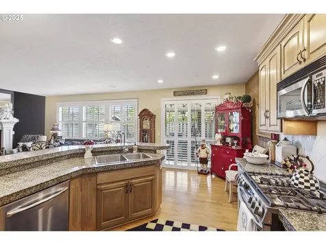 14609 NW Blackthorne Lane Portland OR 97229