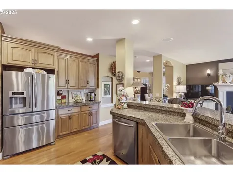 14609 NW Blackthorne Lane Portland OR 97229