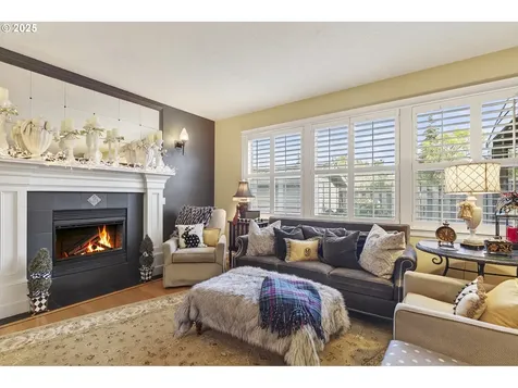 14609 NW Blackthorne Lane Portland OR 97229