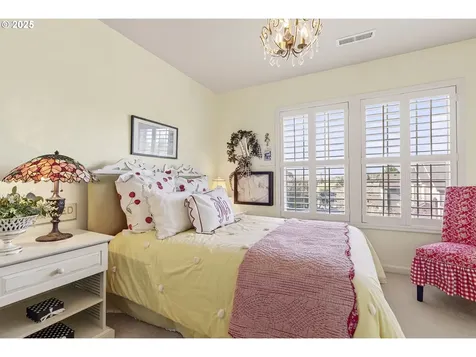 14609 NW Blackthorne Lane Portland OR 97229