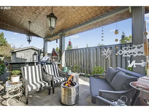 14609 NW Blackthorne Lane Portland OR 97229