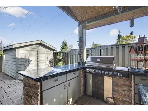 14609 NW Blackthorne Lane Portland OR 97229