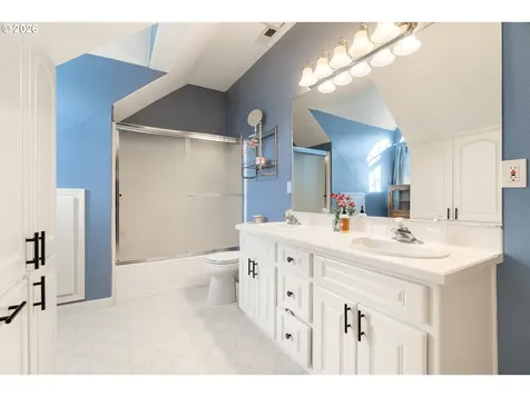 5555 Summit Street West Linn OR 97068