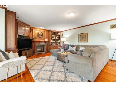 5555 Summit Street West Linn OR 97068