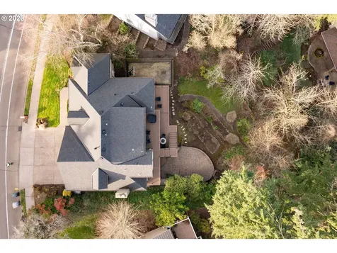 5555 Summit Street West Linn OR 97068