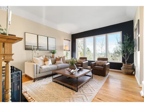 5555 Summit Street West Linn OR 97068