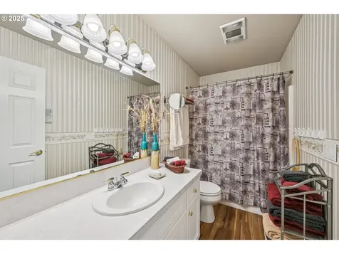 16131 SE Goosehollow Drive Damascus OR 97089