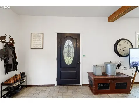 777 Oak Street Oakland OR 97462