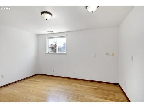 777 Oak Street Oakland OR 97462