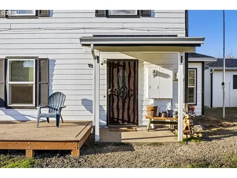 777 Oak Street Oakland OR 97462