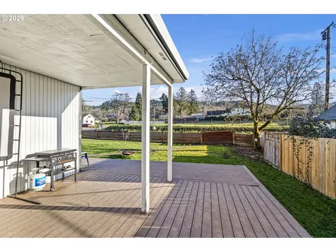 777 Oak Street Oakland OR 97462