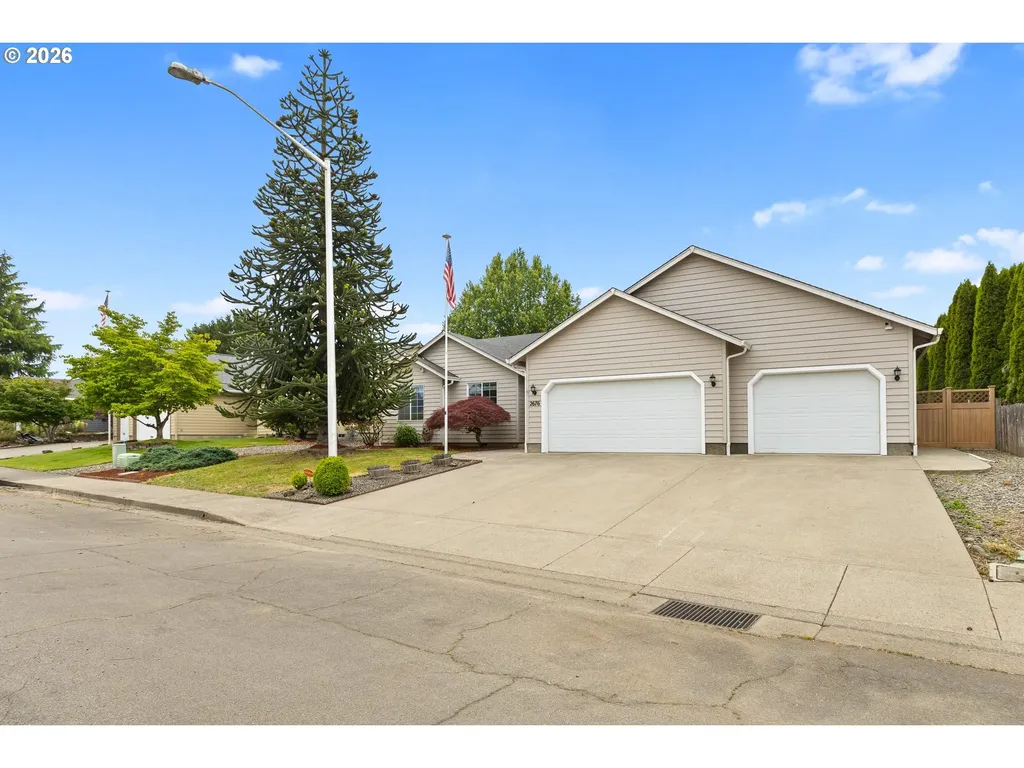 2676 Westlake Avenue Sutherlin OR 97479
