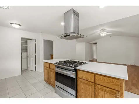 2676 Westlake Avenue Sutherlin OR 97479