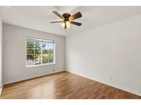 2676 Westlake Avenue Sutherlin OR 97479