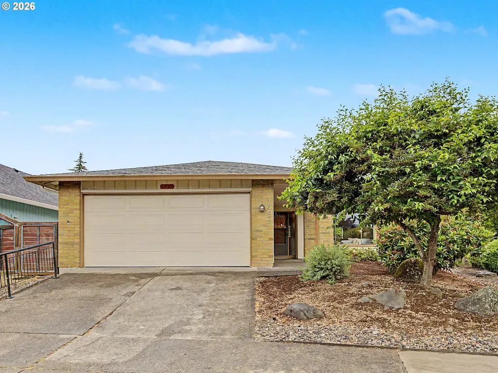 1837 NE 148th Place Portland OR 97230