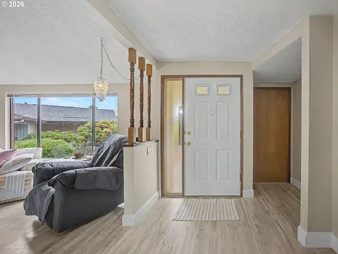 1837 NE 148th Place Portland OR 97230
