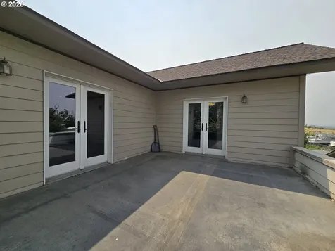 445 NE Seventh Street Irrigon OR 97844