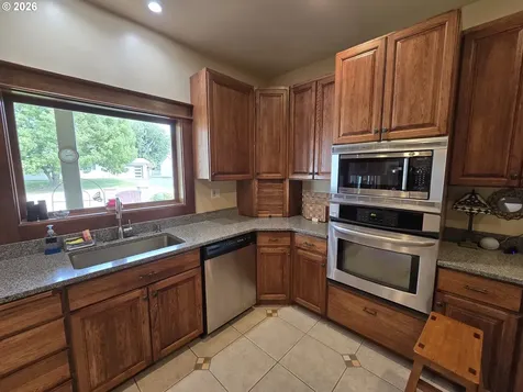 445 NE Seventh Street Irrigon OR 97844