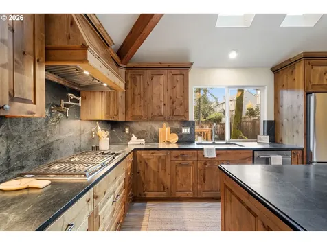 15100 SW Gull Drive Beaverton OR 97007