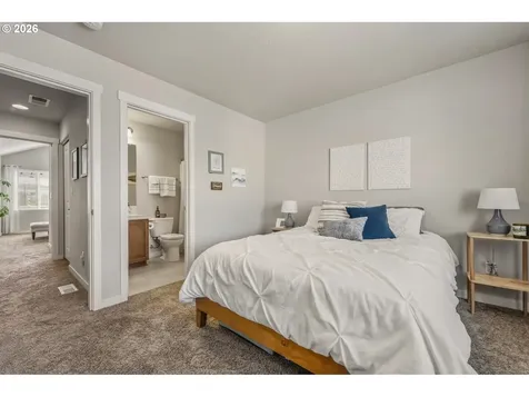 28526 SW Paris Avenue Wilsonville OR 97070