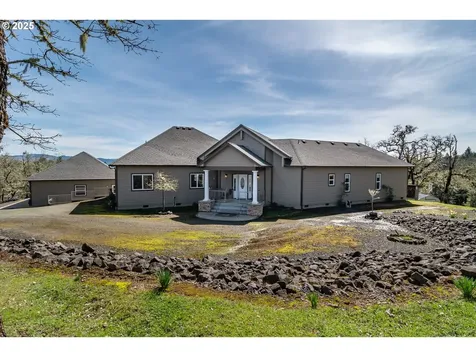 1000 Windy Mountain Lane Oakland OR 97462