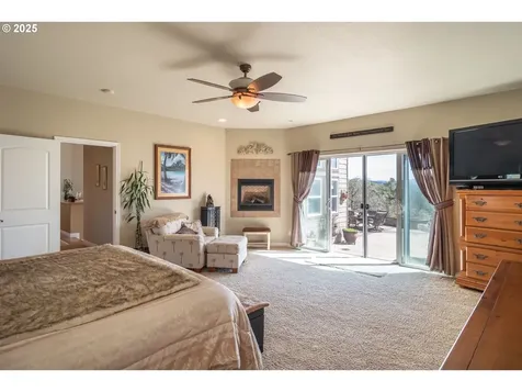 1000 Windy Mountain Lane Oakland OR 97462
