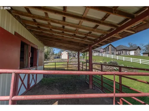 1000 Windy Mountain Lane Oakland OR 97462