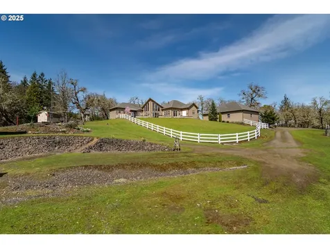 1000 Windy Mountain Lane Oakland OR 97462