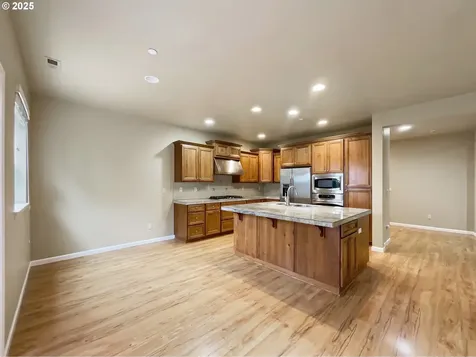 8738 SW 176th Avenue Beaverton OR 97007