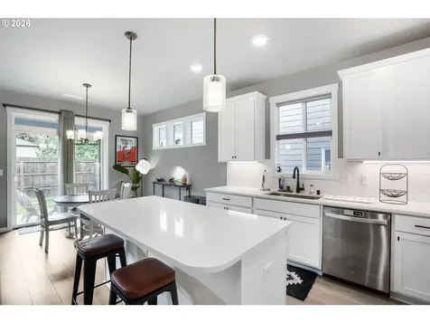 12815 NE 64th Avenue Vancouver WA 98686