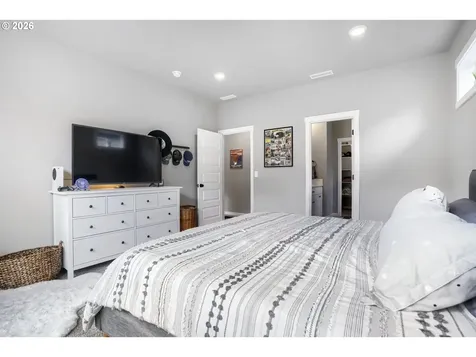 12815 NE 64th Avenue Vancouver WA 98686