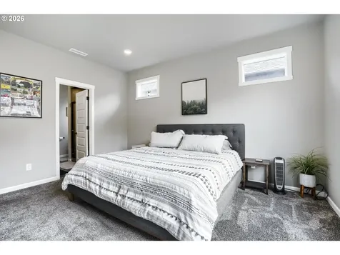 12815 NE 64th Avenue Vancouver WA 98686
