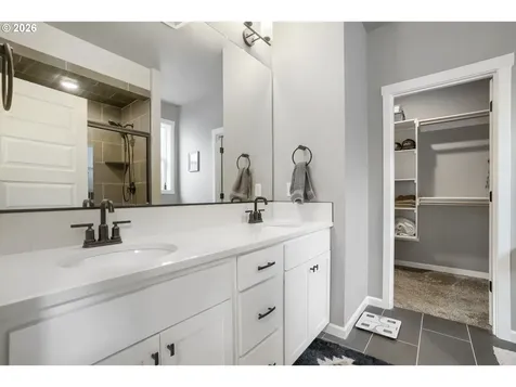 12815 NE 64th Avenue Vancouver WA 98686
