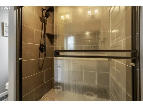 12815 NE 64th Avenue Vancouver WA 98686