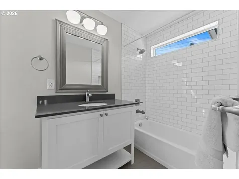 5428 NE 35th Avenue Portland OR 97211