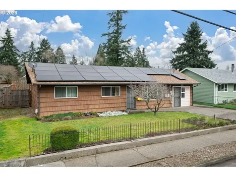 6943 SE Tenino Street Portland OR 97206