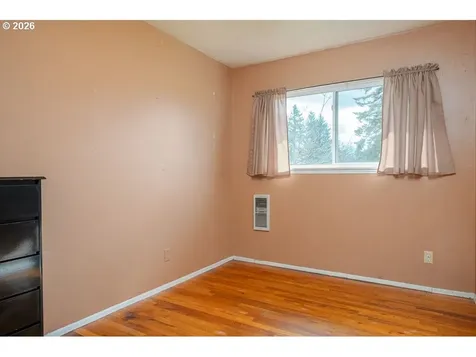 6943 SE Tenino Street Portland OR 97206