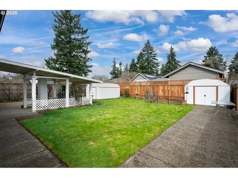 6943 SE Tenino Street Portland OR 97206