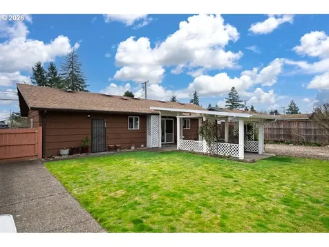 6943 SE Tenino Street Portland OR 97206