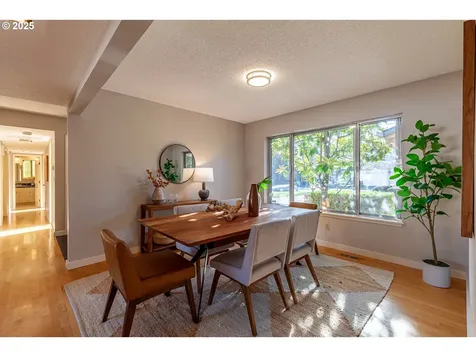 8847 SW Bohmann Parkway Portland OR 97223