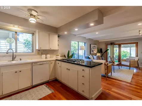 8847 SW Bohmann Parkway Portland OR 97223